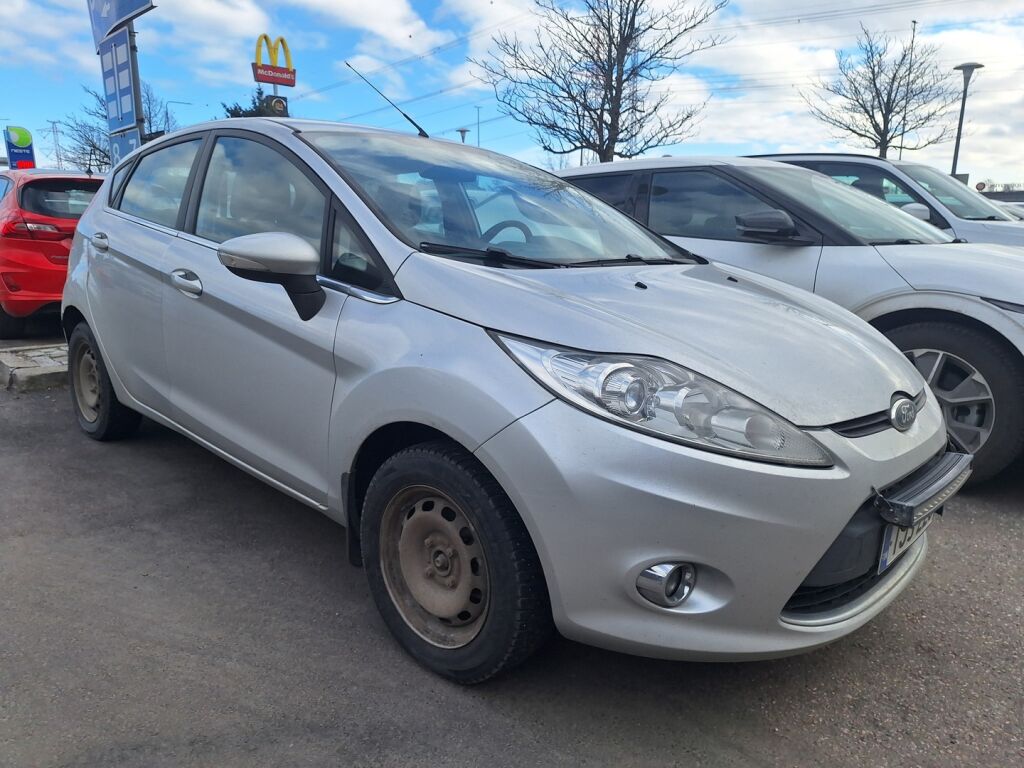 Ford Fiesta 2011 Harmaa