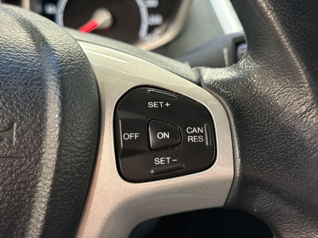 Ford Fiesta 2011 Harmaa