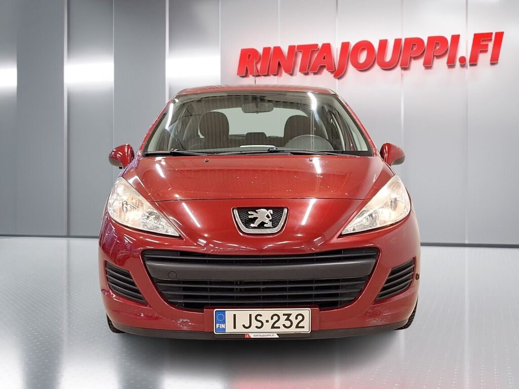 Peugeot 207 2011 Punainen