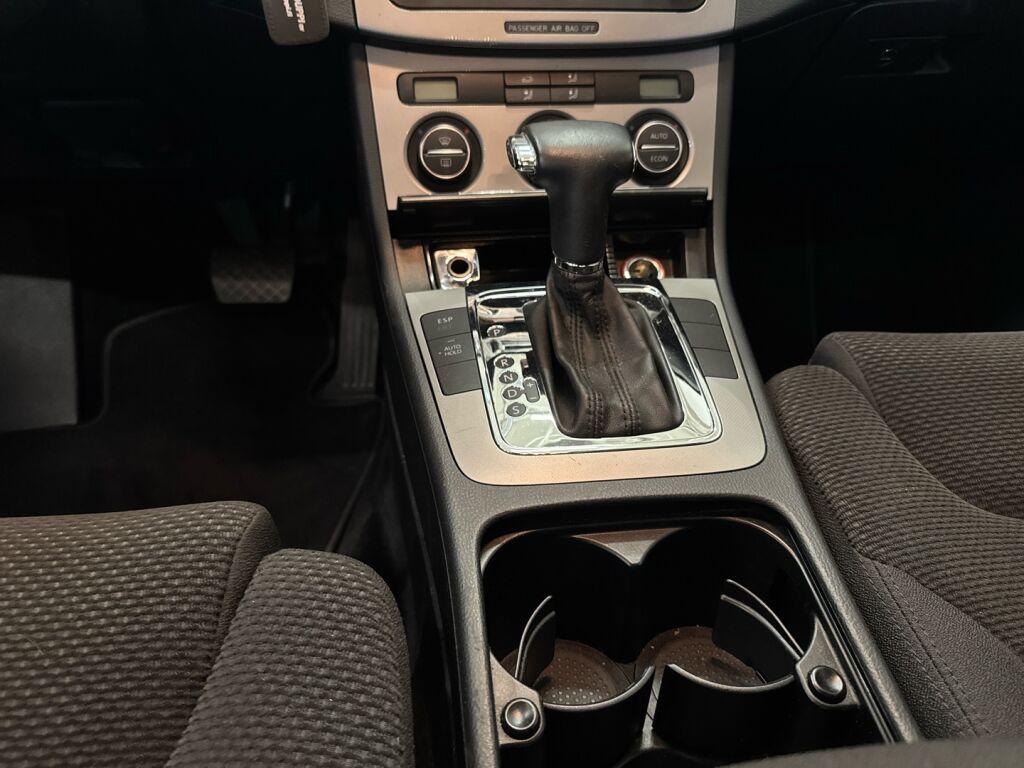 Volkswagen Passat 2005 Hopea