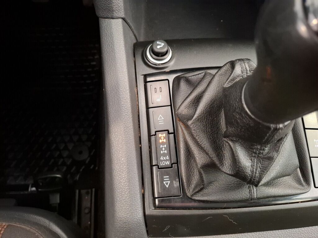 Volkswagen Amarok 2011 Hopea