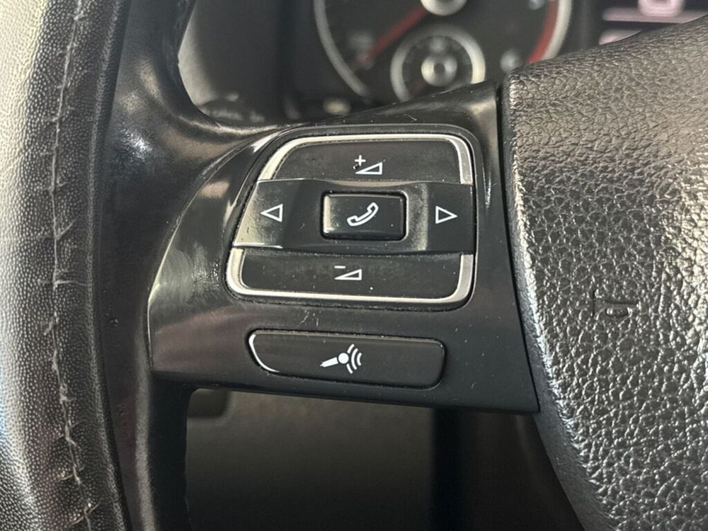 Volkswagen Caddy Maxi 2011 Ruskea (beige)