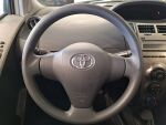 Toyota Yaris 2011 Hopea