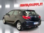 Opel Astra 2011 Musta
