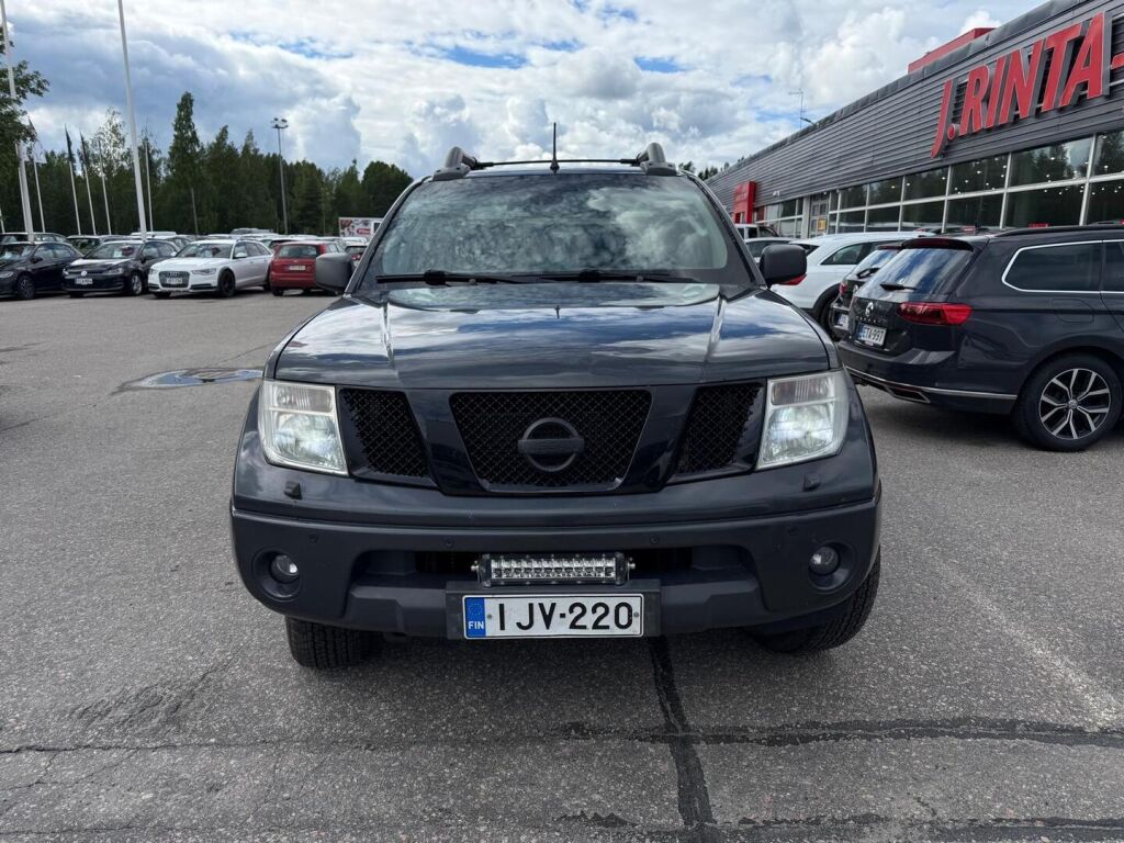 Nissan Navara 2006 Harmaa