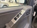 Nissan Navara 2006 Harmaa