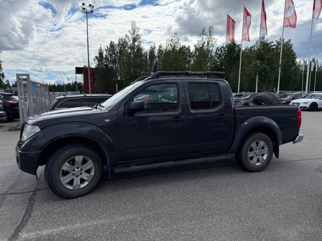 Nissan Navara 2006 Harmaa