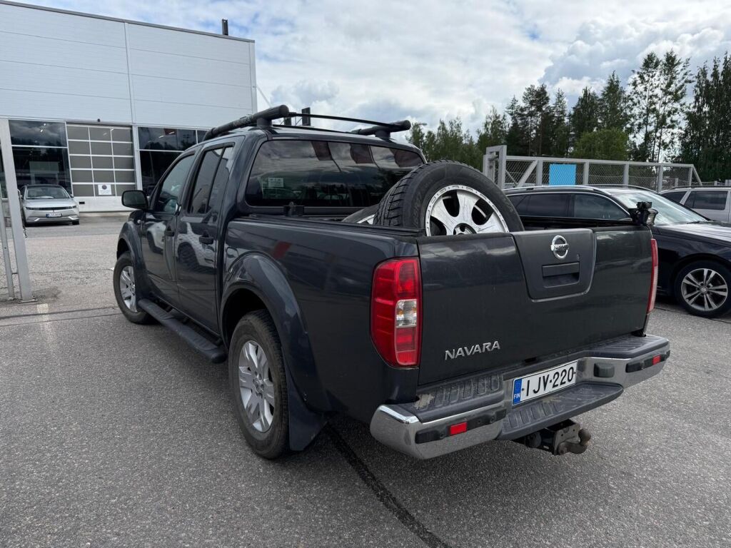 Nissan Navara 2006 Harmaa