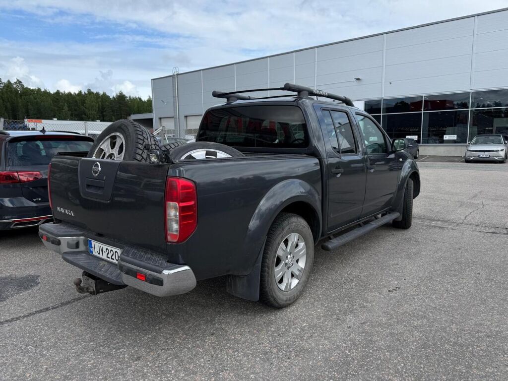 Nissan Navara 2006 Harmaa
