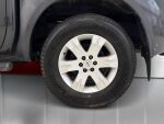 Nissan Navara 2006 Harmaa