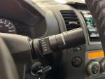 Nissan Navara 2006 Harmaa