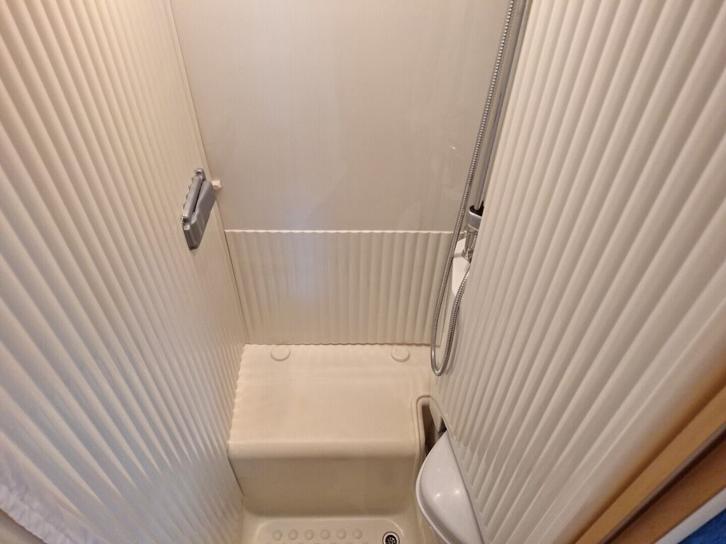 Dethleffs Globebus 2009 Valkoinen