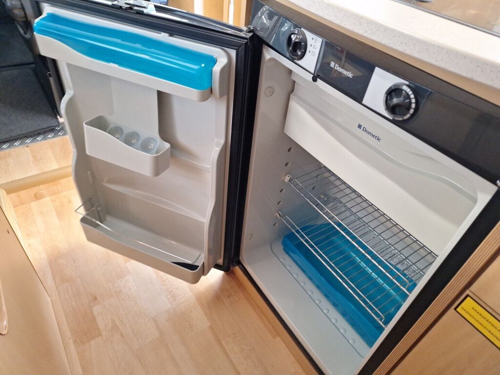 Dethleffs Globebus 2009 Valkoinen