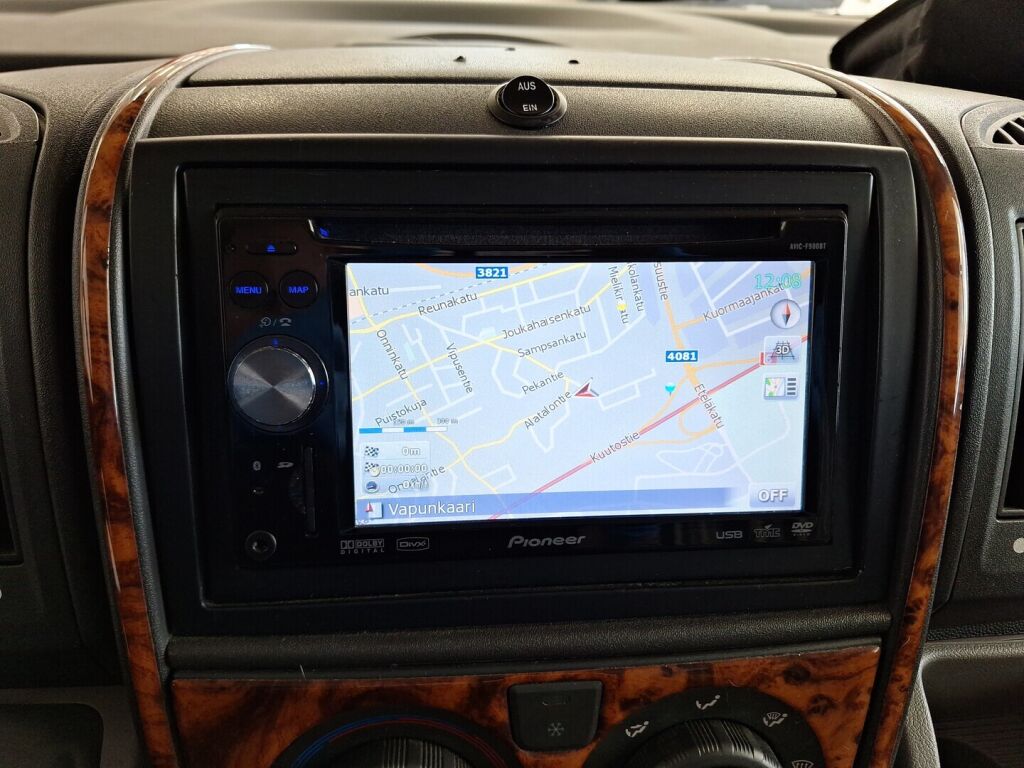 Dethleffs Globebus 2009 Valkoinen