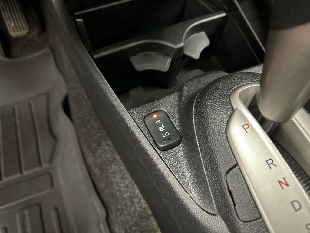 Honda Insight 2011 Musta