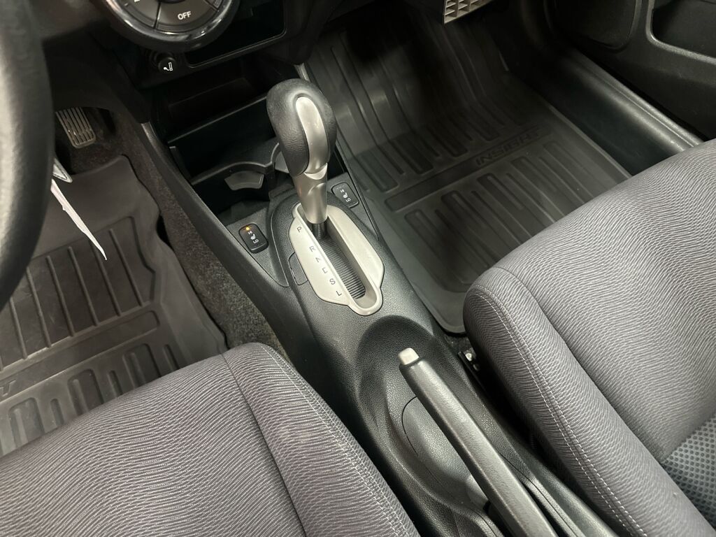 Honda Insight 2011 Musta