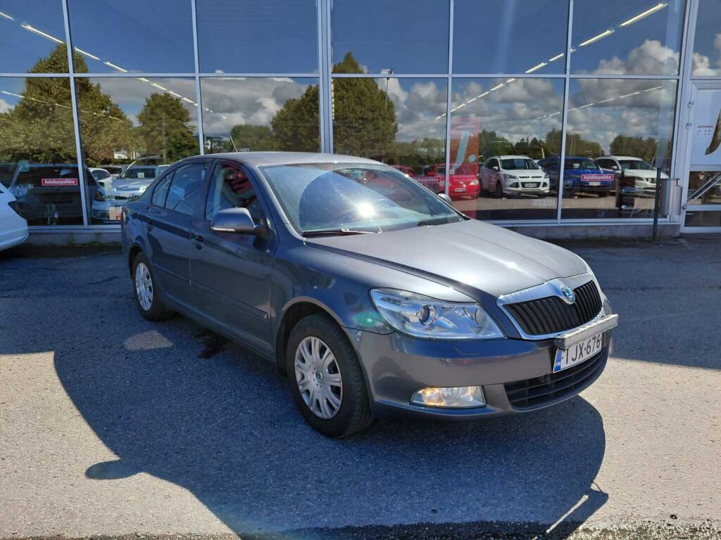 Skoda Octavia 2011 Harmaa