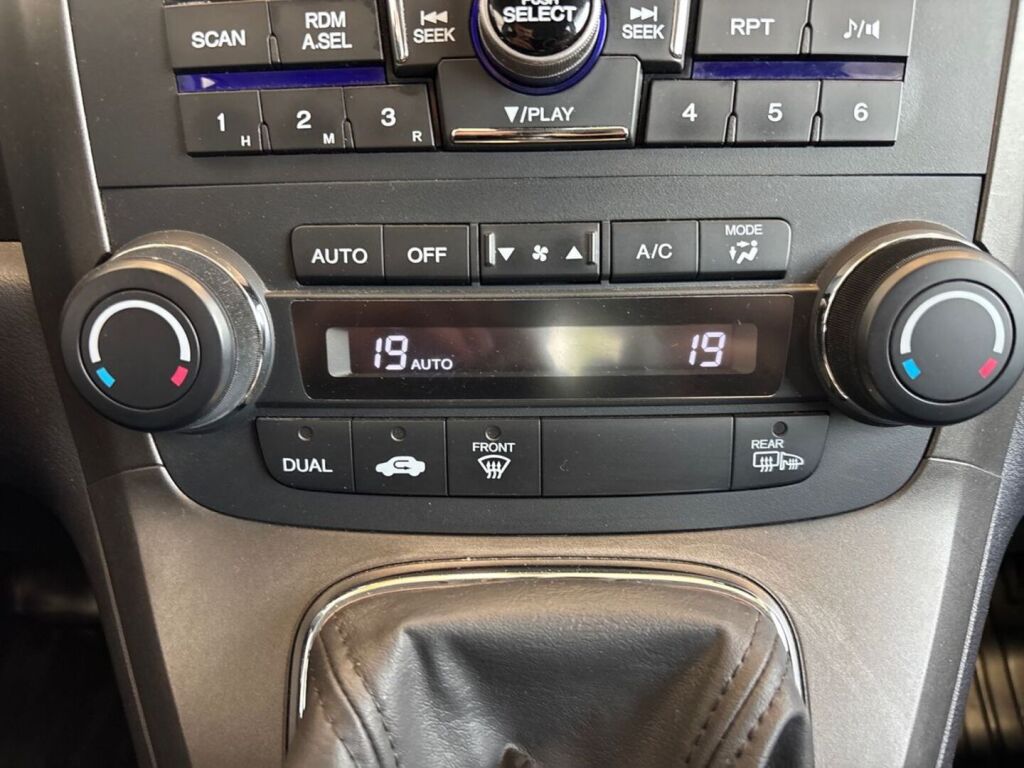 Honda CR-V 2011 Musta