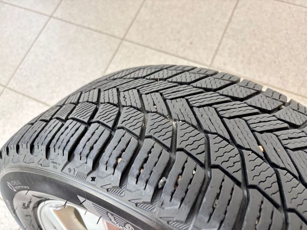 Honda CR-V 2011 Musta