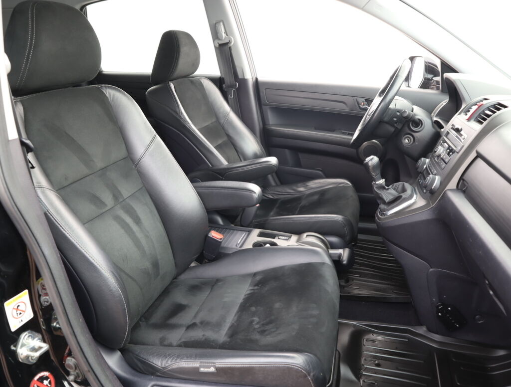 Honda CR-V 2011 Musta