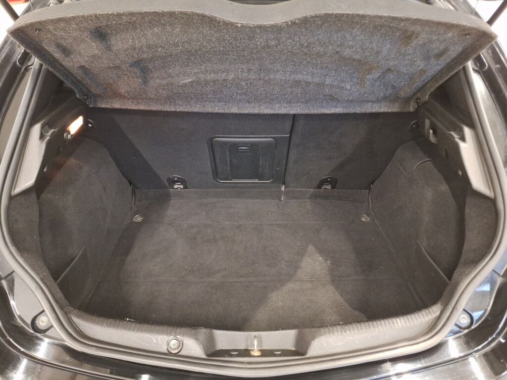 Alfa Romeo Giulietta 2013 Musta