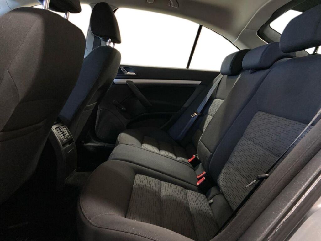 Skoda Octavia 2011 Harmaa