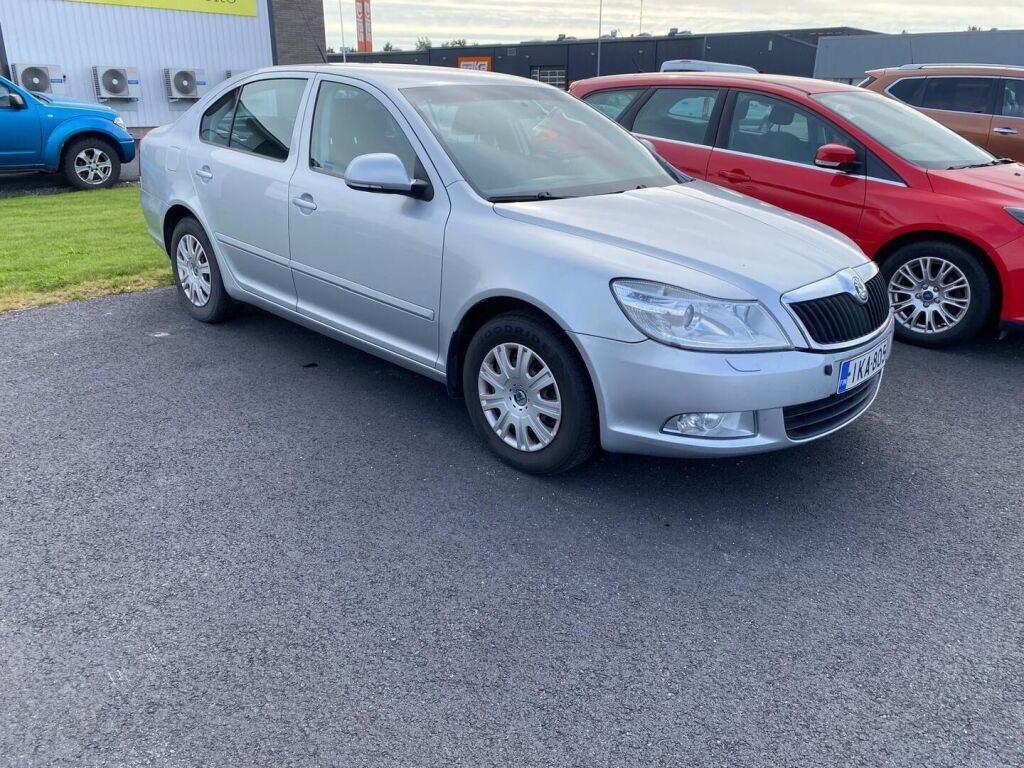 Skoda Octavia 2011 Harmaa