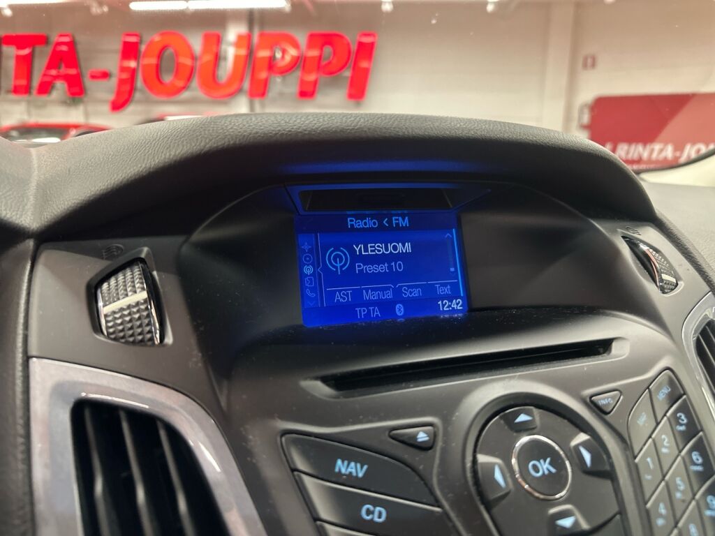 Ford Focus 2011 Harmaa