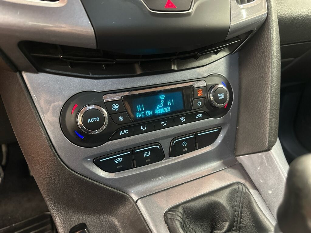 Ford Focus 2011 Harmaa