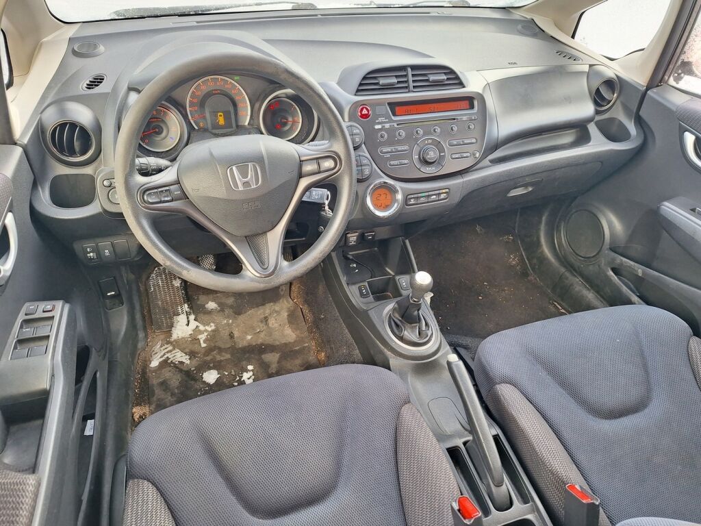 Honda Jazz 2011 Ruskea (beige)