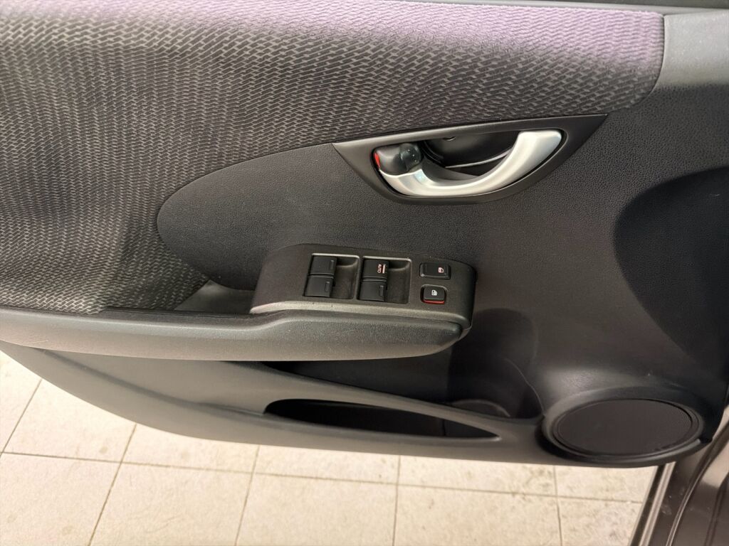 Honda Jazz 2011 Ruskea (beige)