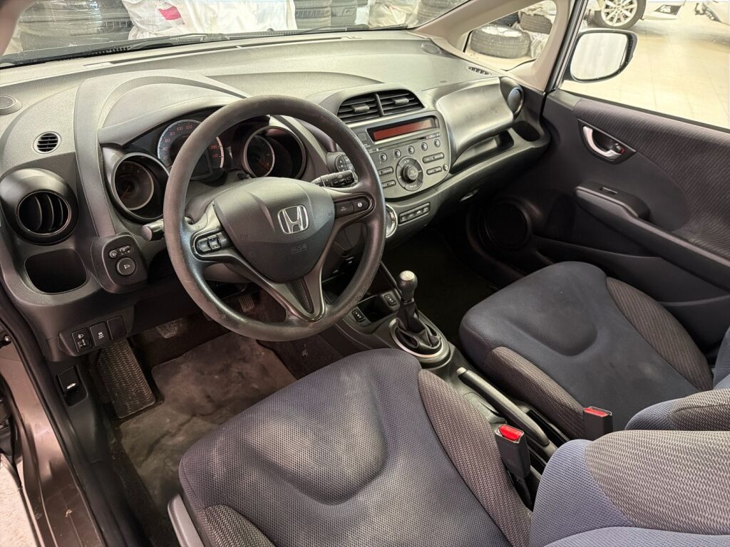 Honda Jazz 2011 Ruskea (beige)
