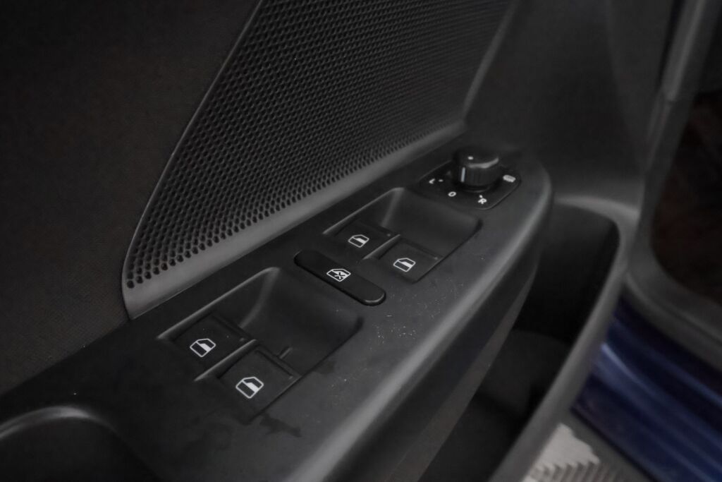 Volkswagen Golf 2011 Harmaa