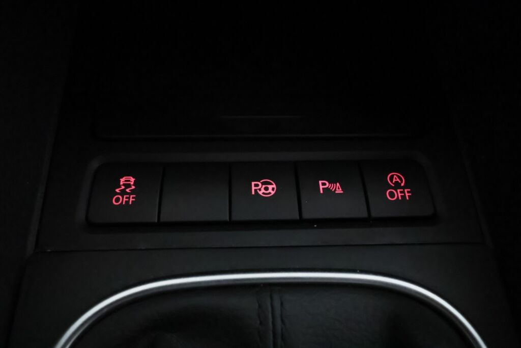 Volkswagen Golf 2011 Harmaa