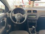Volkswagen Polo 2011 Musta