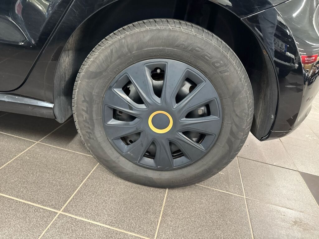 Volkswagen Polo 2011 Musta