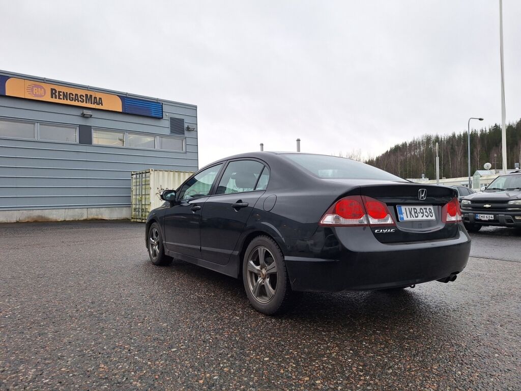 Honda Civic 2011 Musta