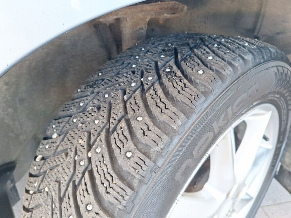 Toyota Auris 2011 Sininen