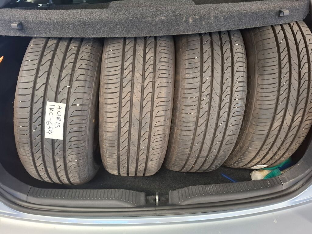 Toyota Auris 2011 Sininen