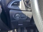 Opel Astra 2011 Musta