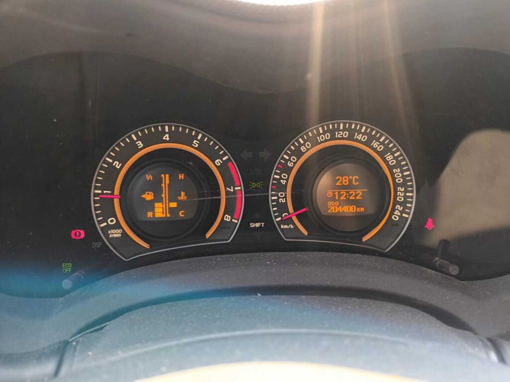 Toyota Auris 2011 Musta