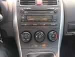 Toyota Auris 2011 Musta