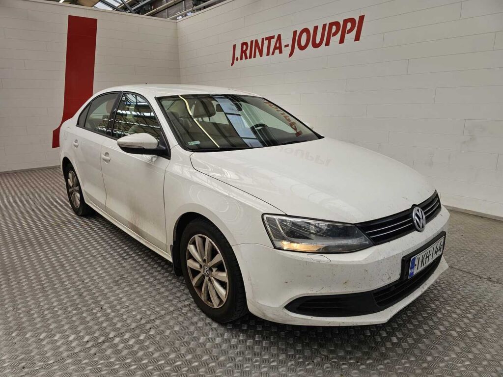Volkswagen Jetta 2012 Valkoinen