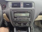 Volkswagen Jetta 2012 Valkoinen