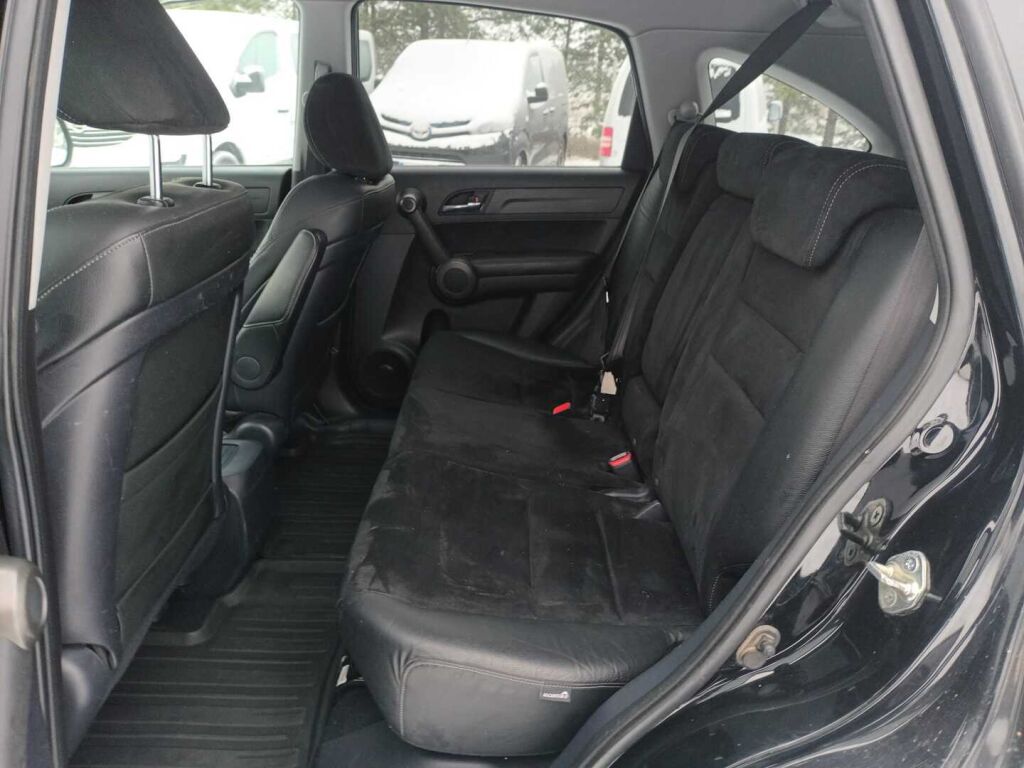 Honda CR-V 2011 Musta