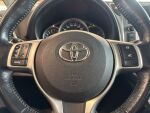 Toyota Verso-S 2011 Violetti