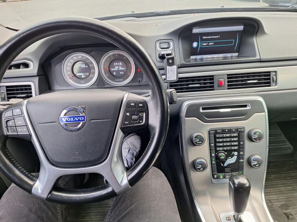 Volvo S80 2011 Musta