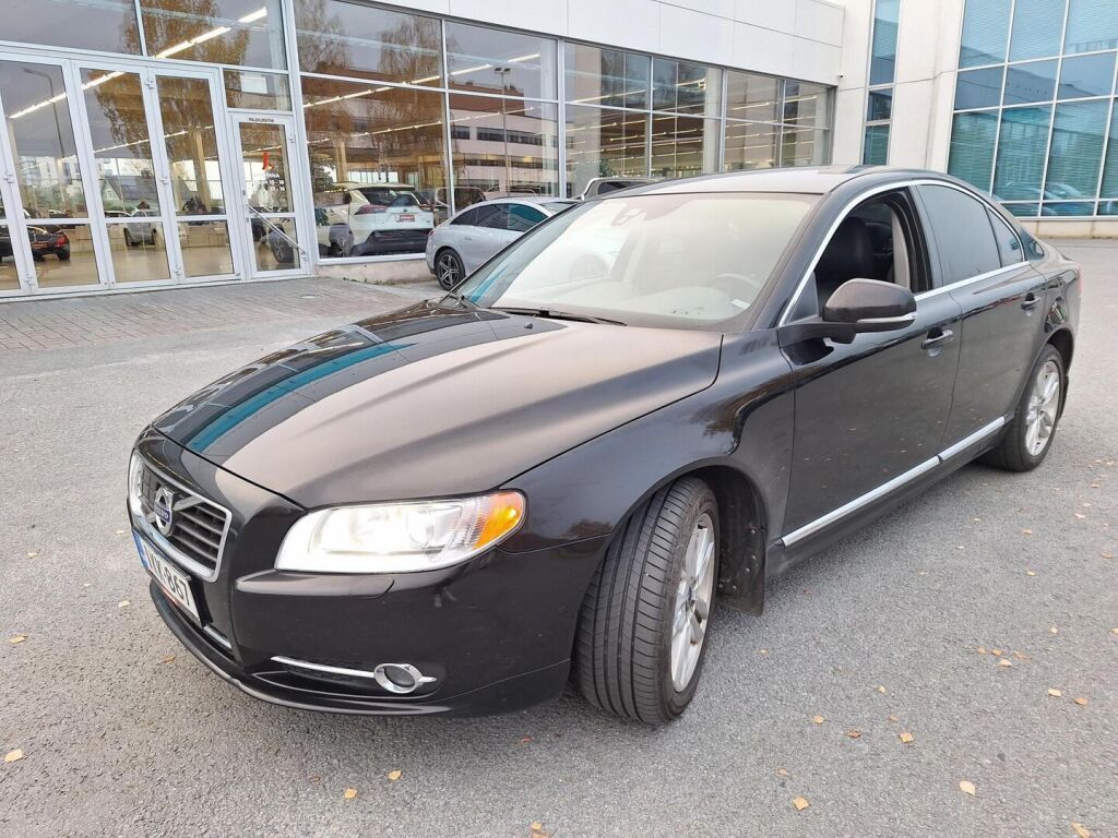 Volvo S80 2011 Musta