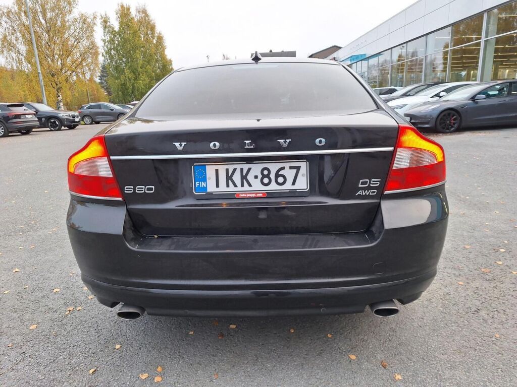 Volvo S80 2011 Musta