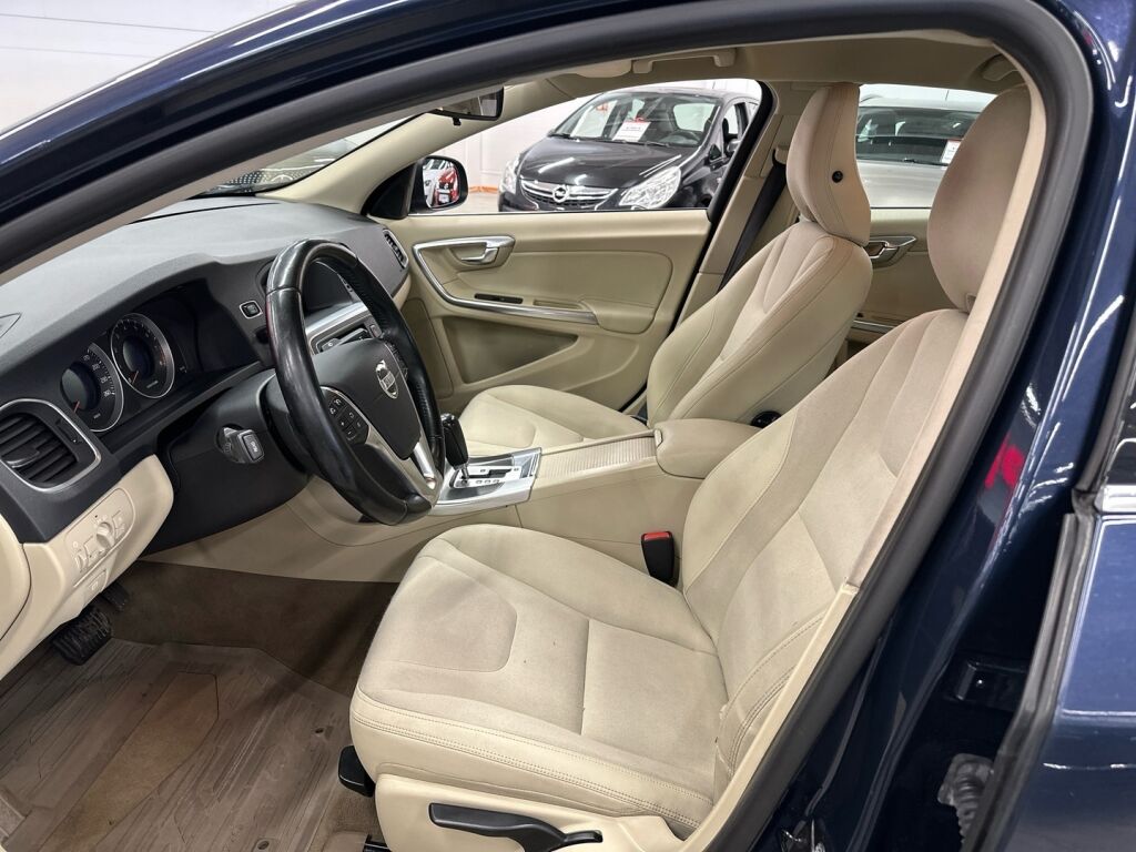 Volvo S60 2011 Sininen